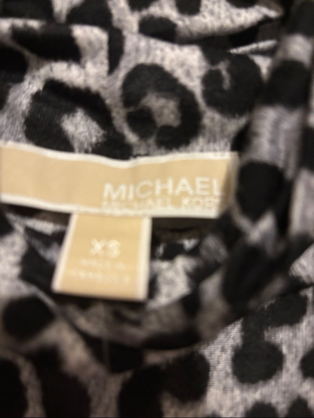 Michael Kors Black and Gray Leopard Print Short Sleeve Turtleneck Top - Picture 2 of 4